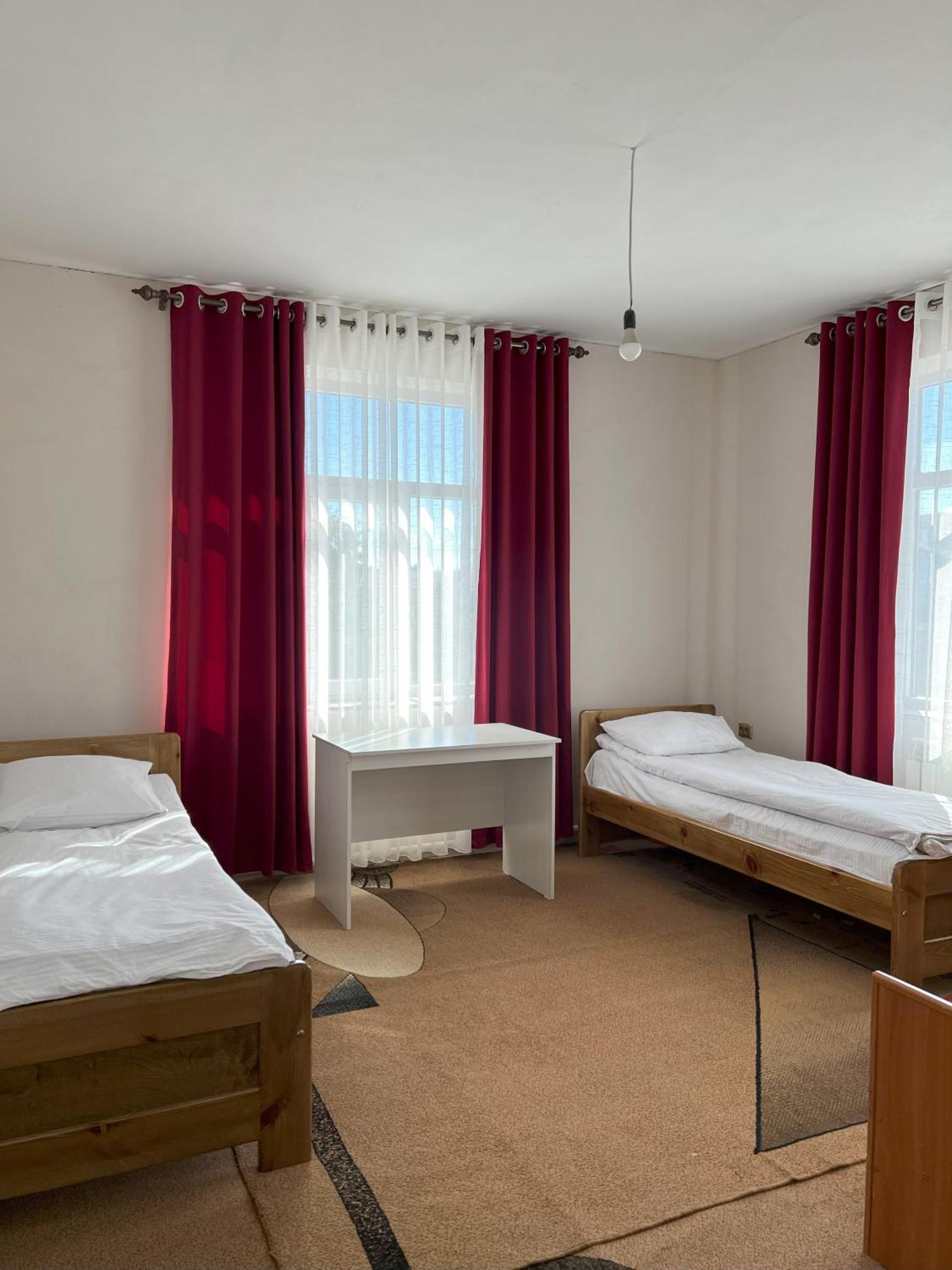 Emir Guest House In קראקול מראה חיצוני תמונה